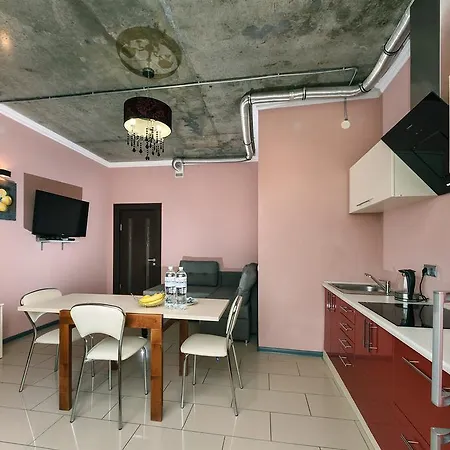 Apartment Na Antonovicha 72